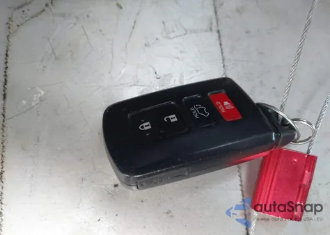 2017 Toyota Rav4 Se из США, поврежденный, VIN 2T3NFREV0HW339085